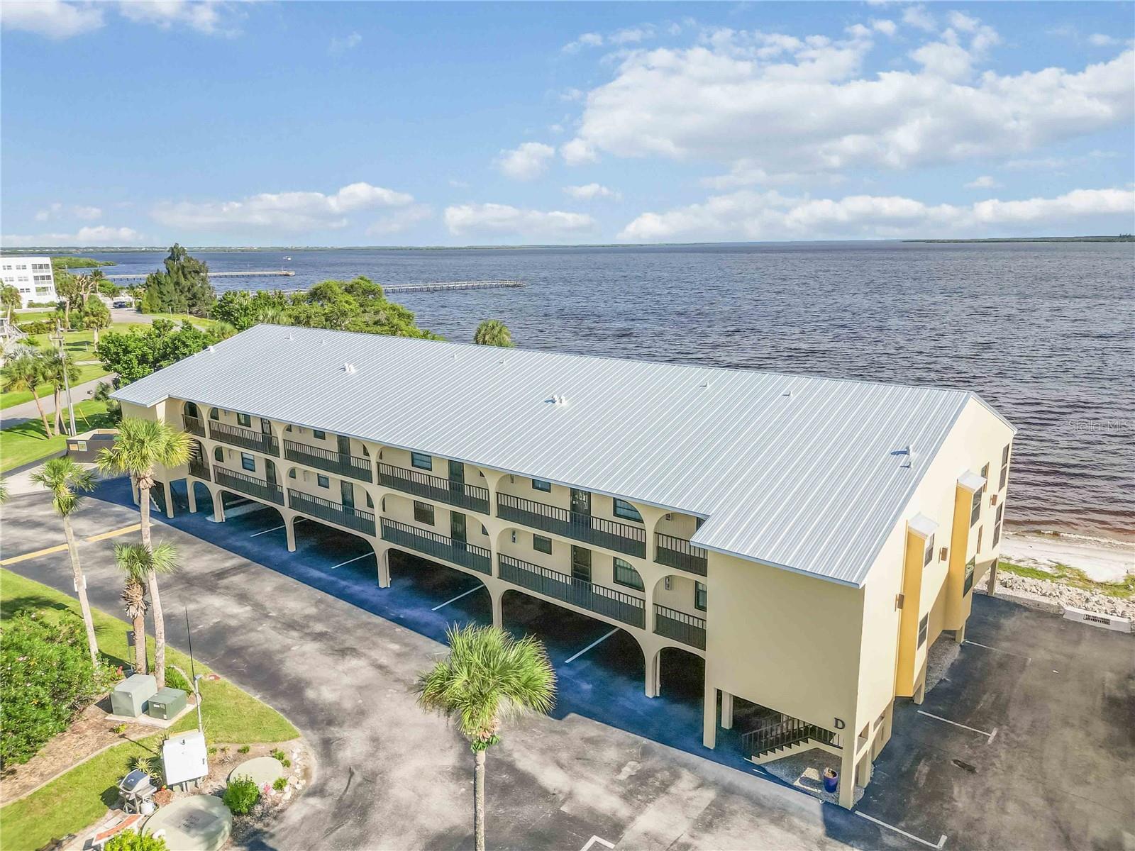 Image 41 of 51 For 14459 River Beach Drive 125