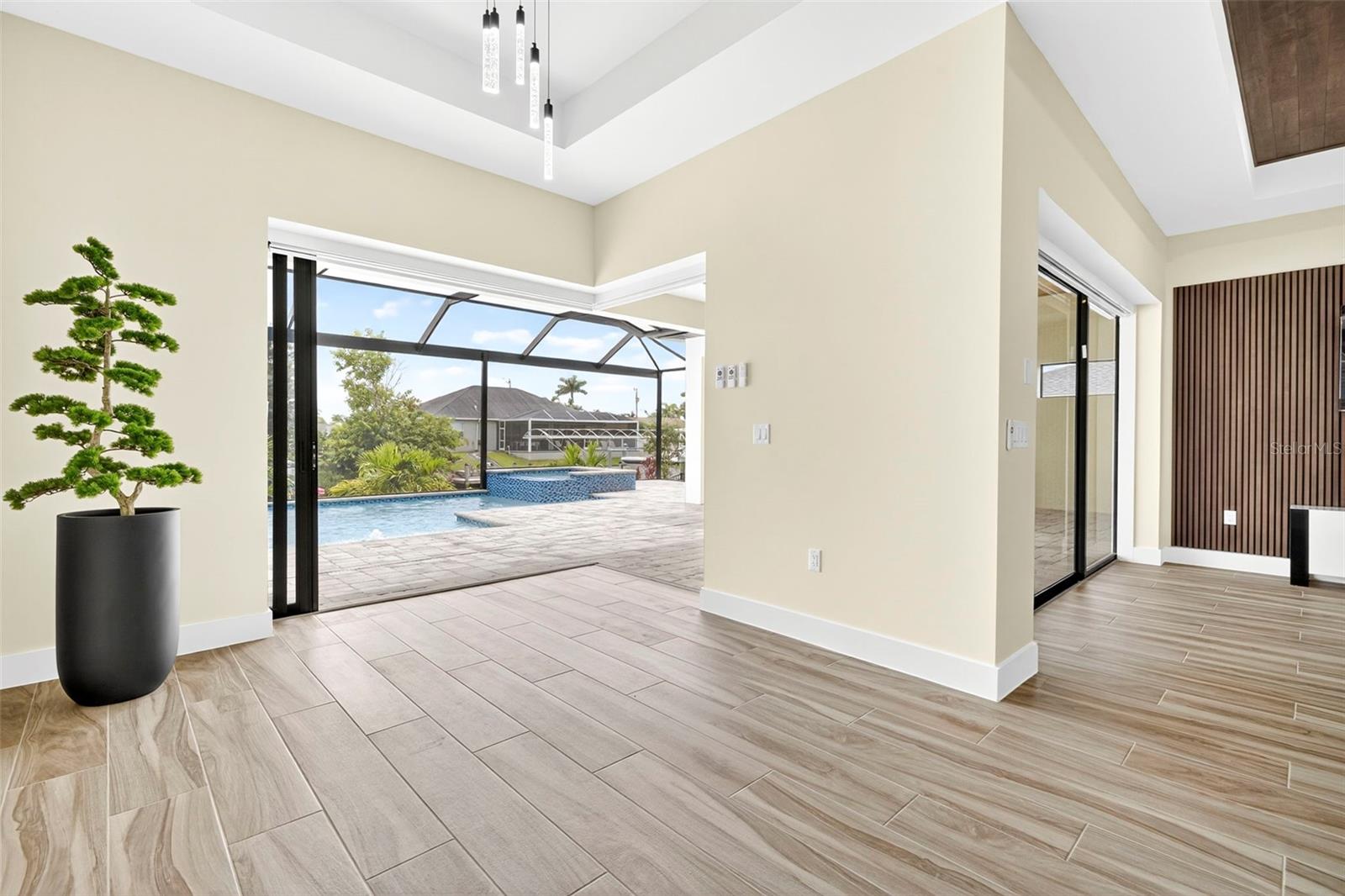 Image 11 of 47 For 4411 Pelican Boulevard
