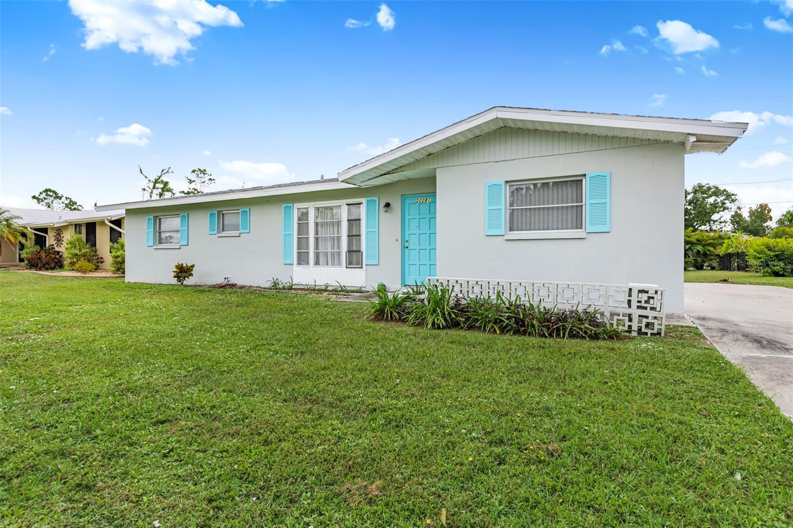 Image 24 of 30 For 22281 Niagara Avenue