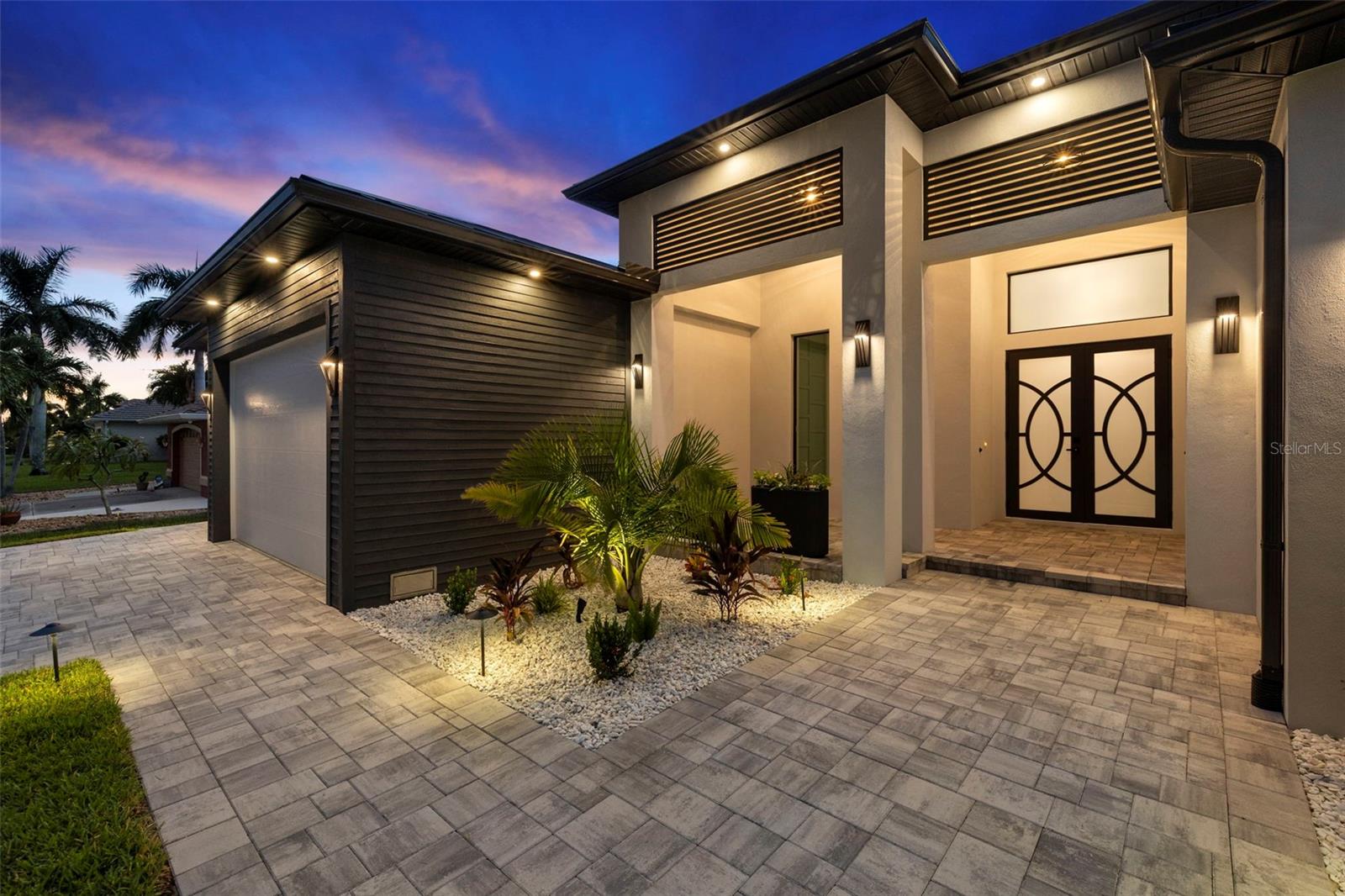 Image 4 of 61 For 3403 3rd Terrace