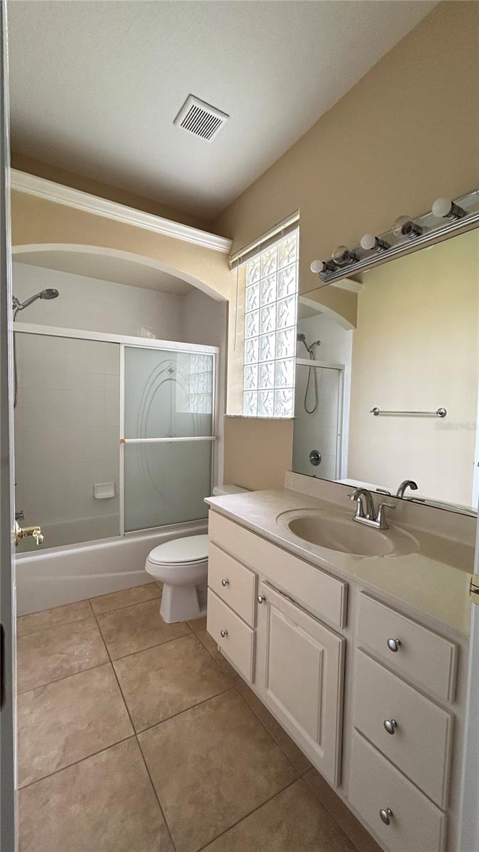 Image 10 of 40 For 1220 Wapello Street