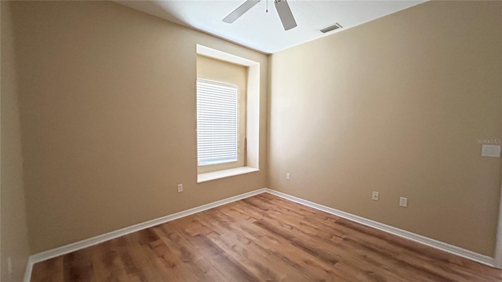 Image 12 of 40 For 1220 Wapello Street