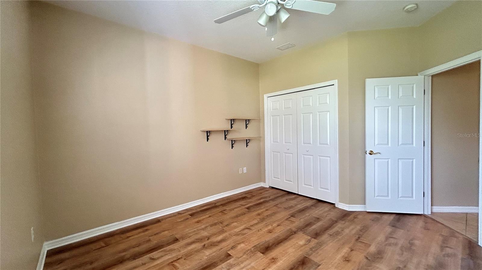 Image 17 of 40 For 1220 Wapello Street