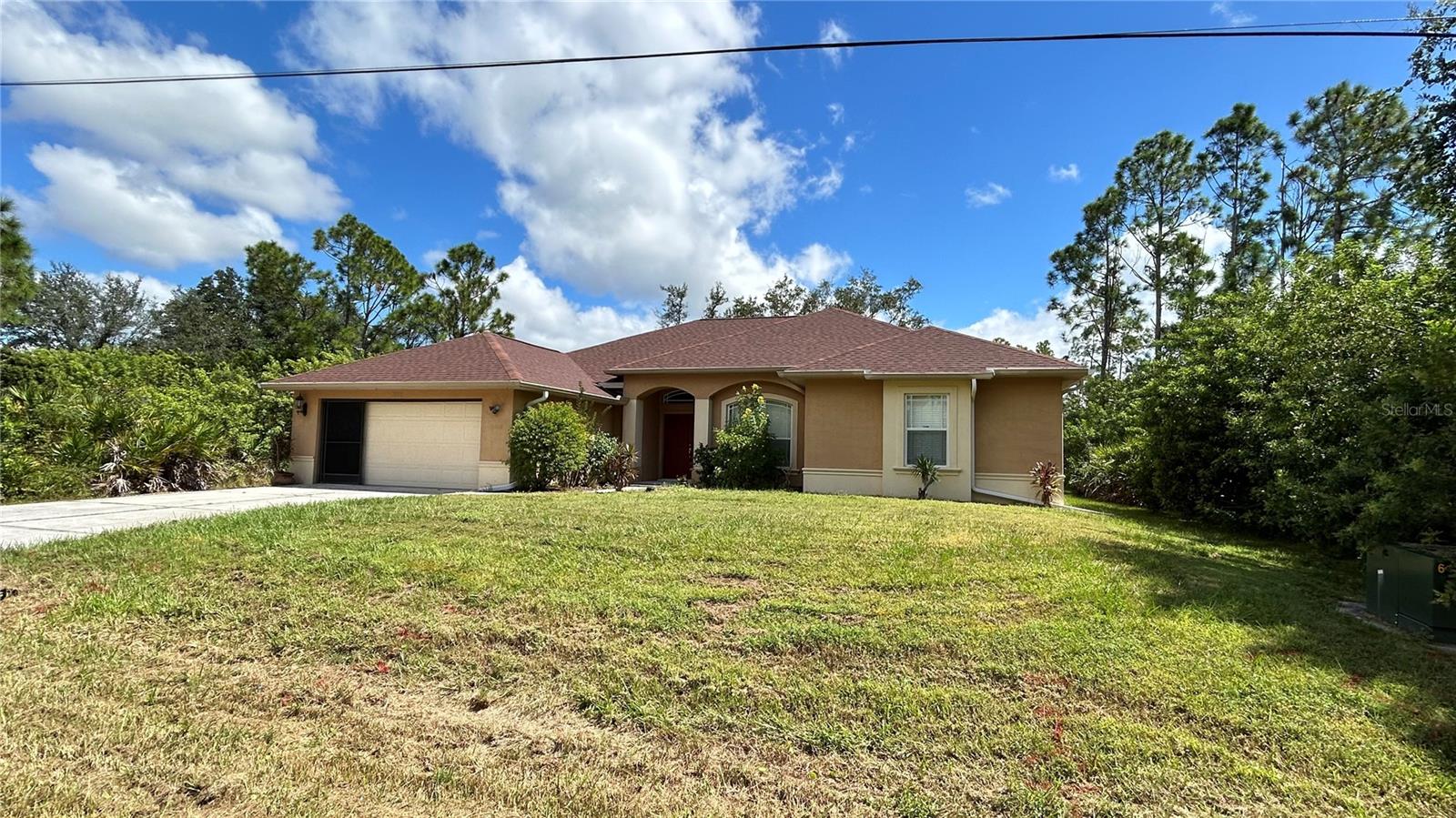 Image 3 of 40 For 1220 Wapello Street