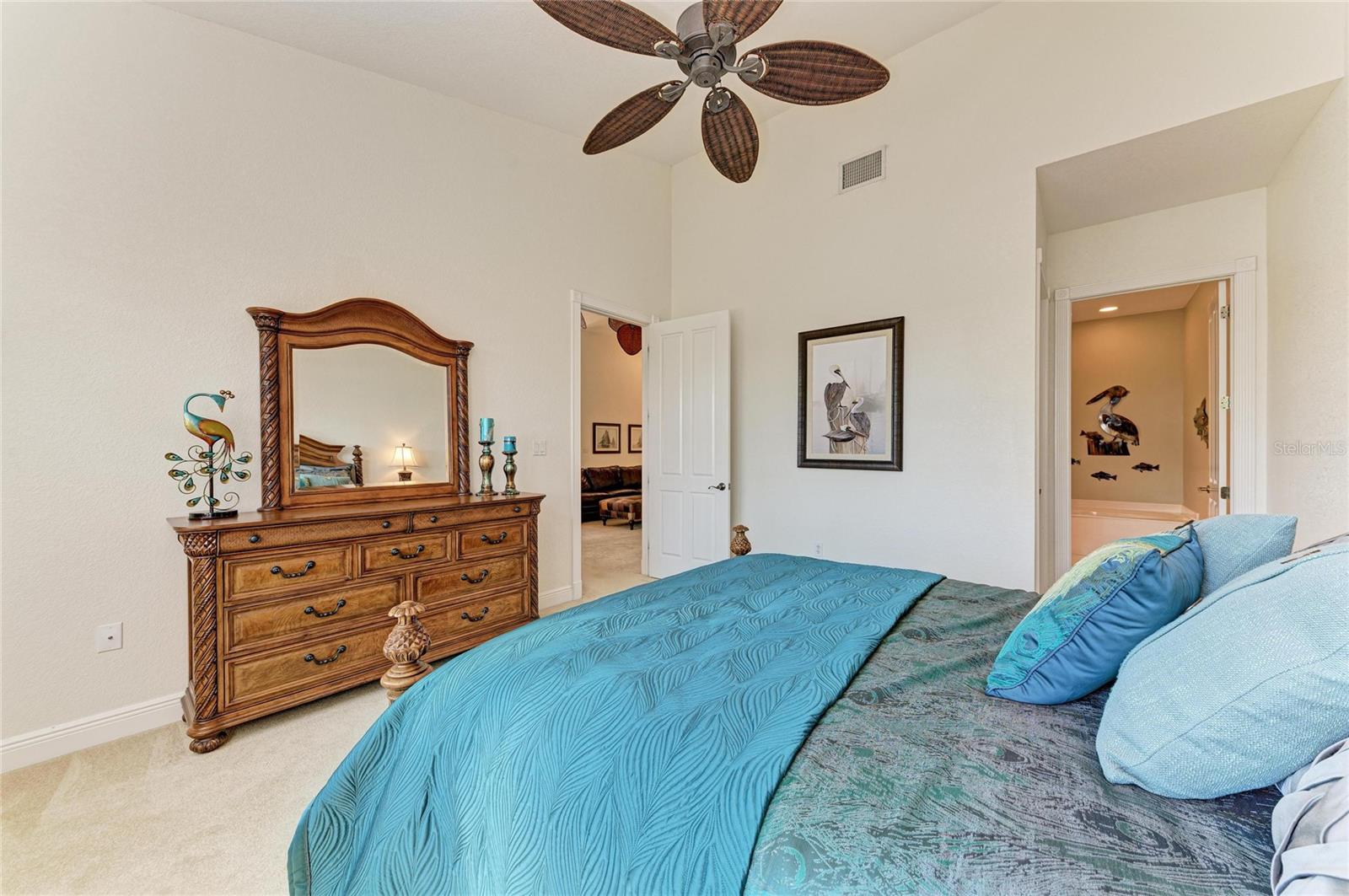 Image 23 of 61 For 2585 Tarpon Cove Drive 1322