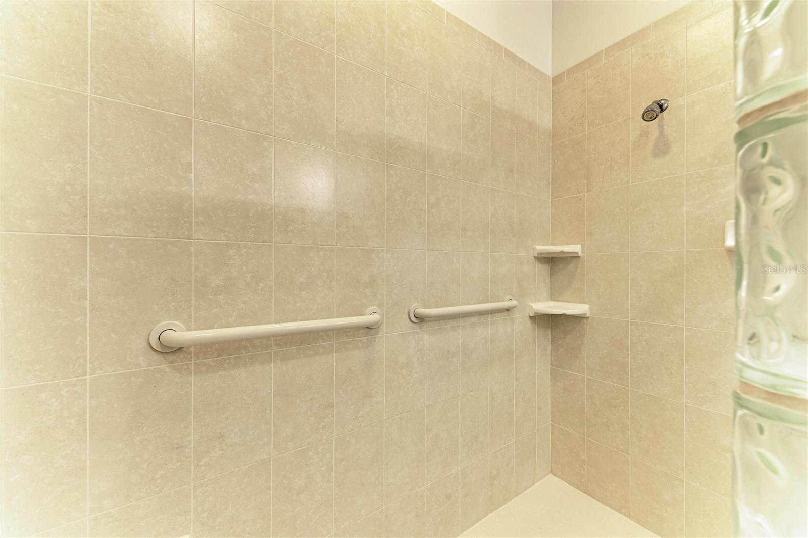 Image 28 of 61 For 2585 Tarpon Cove Drive 1322