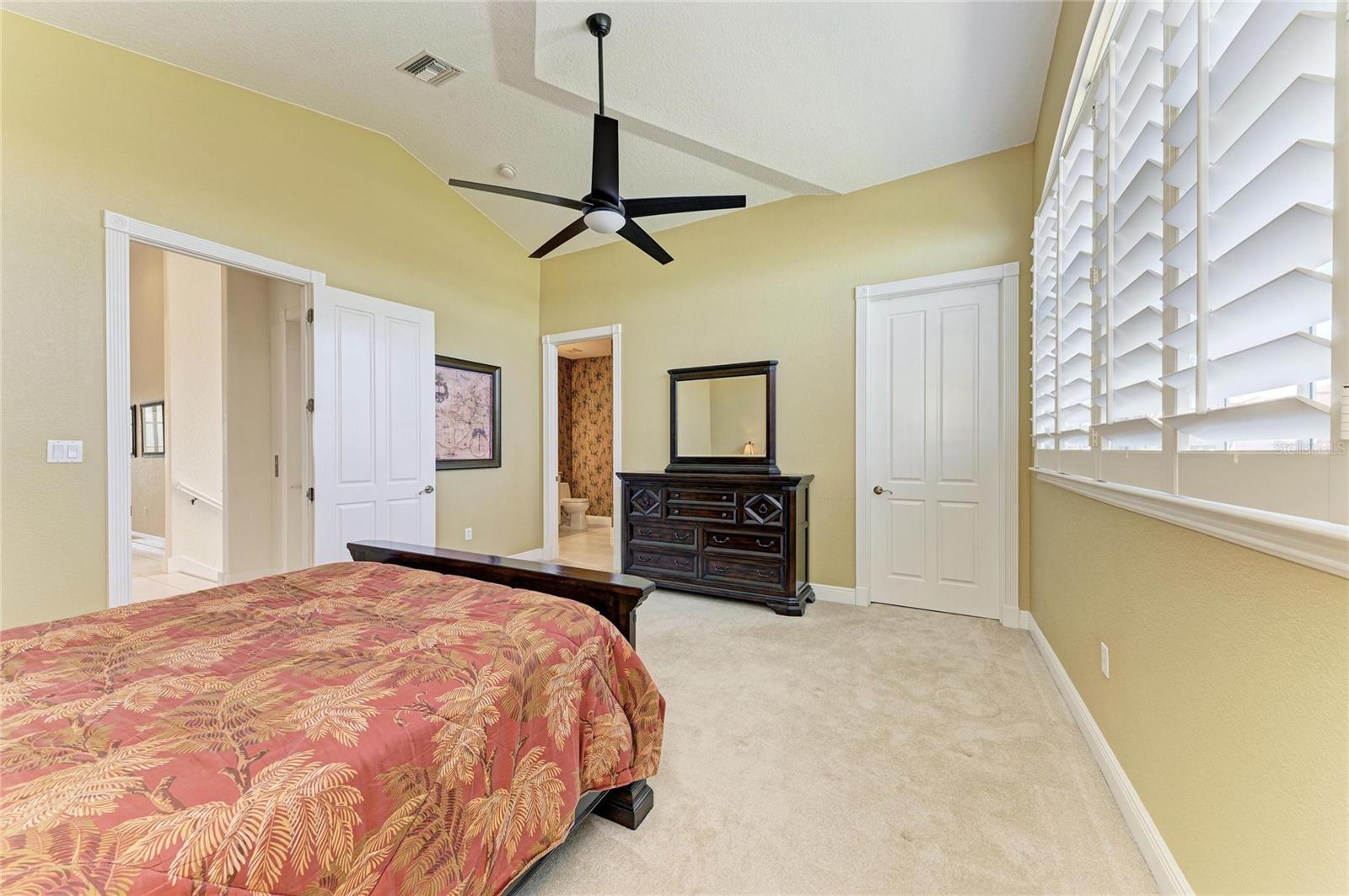 Image 31 of 61 For 2585 Tarpon Cove Drive 1322