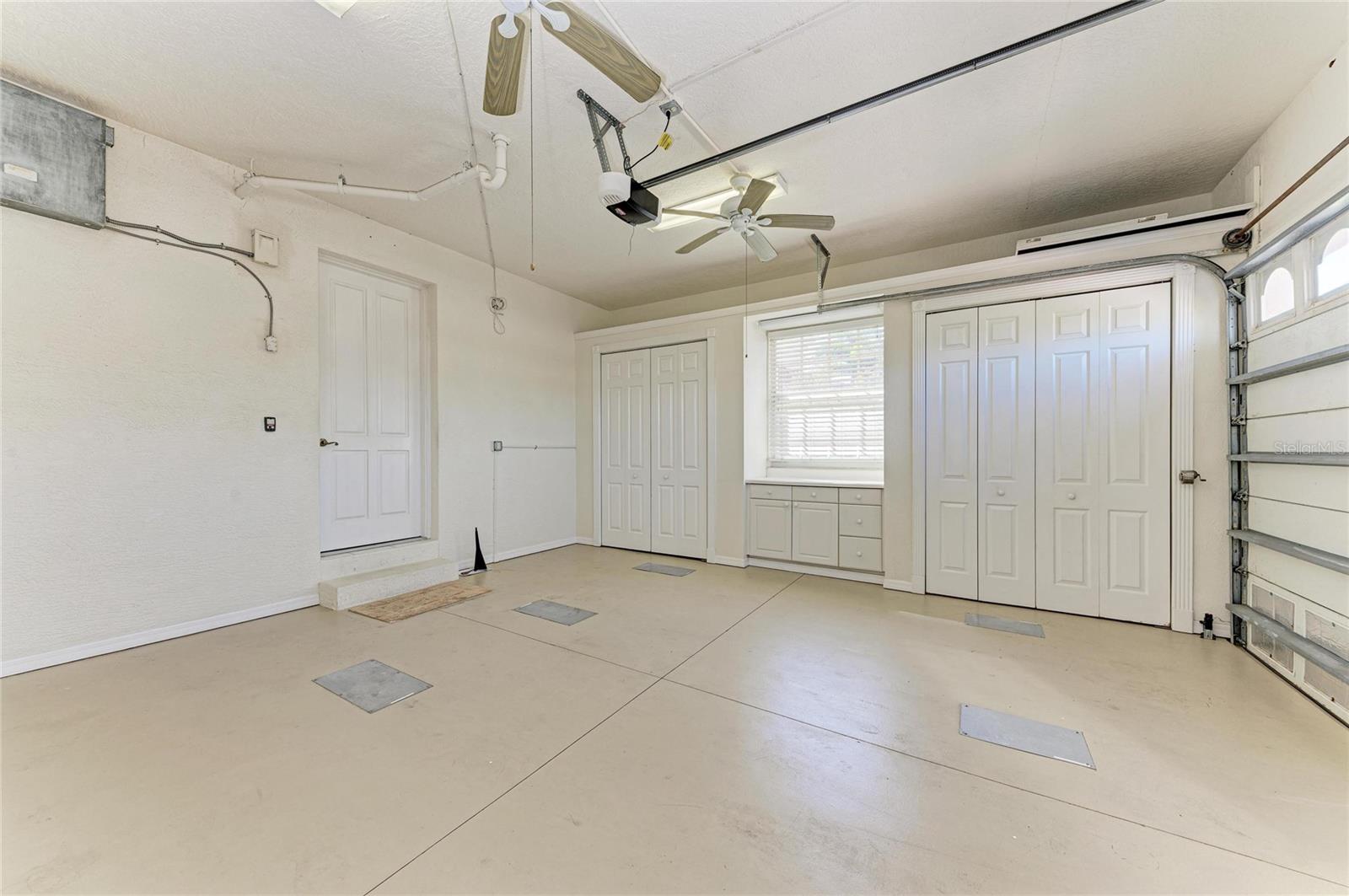 Image 44 of 61 For 2585 Tarpon Cove Drive 1322