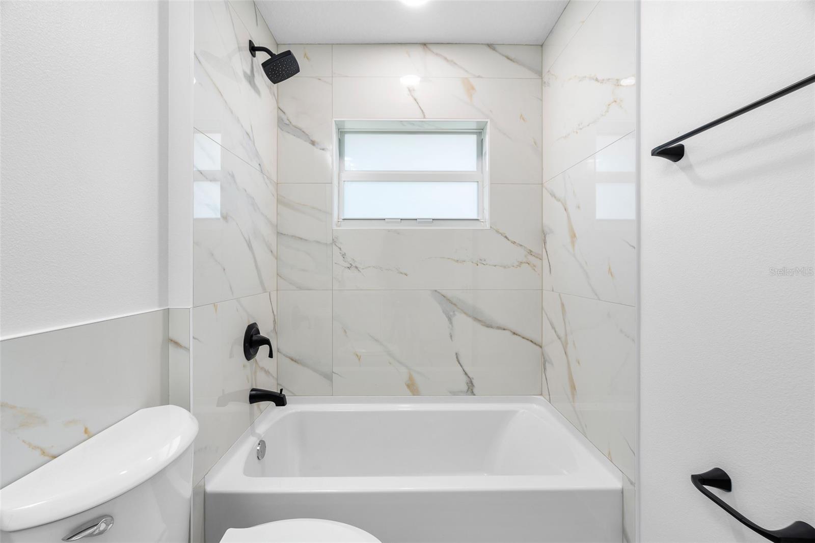 Image 27 of 52 For 98 Heather Street