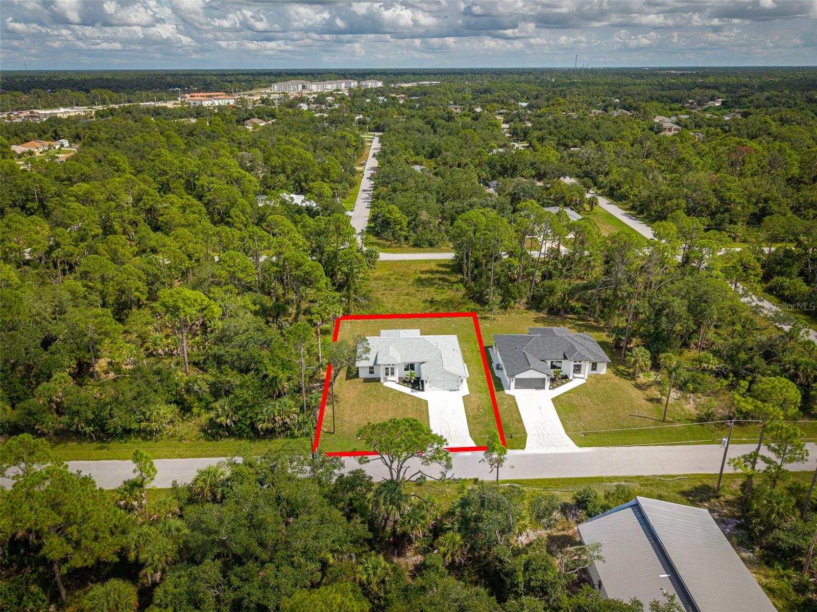 Image 43 of 52 For 98 Heather Street