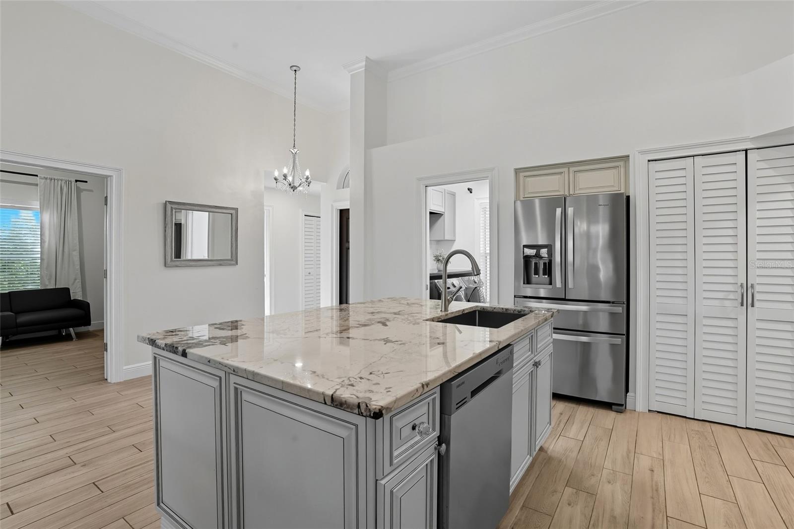 Image 12 of 49 For 3690 Bali Lane