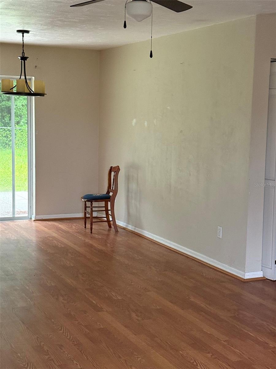 Image 3 of 43 For 3106 Silver Palm Drive