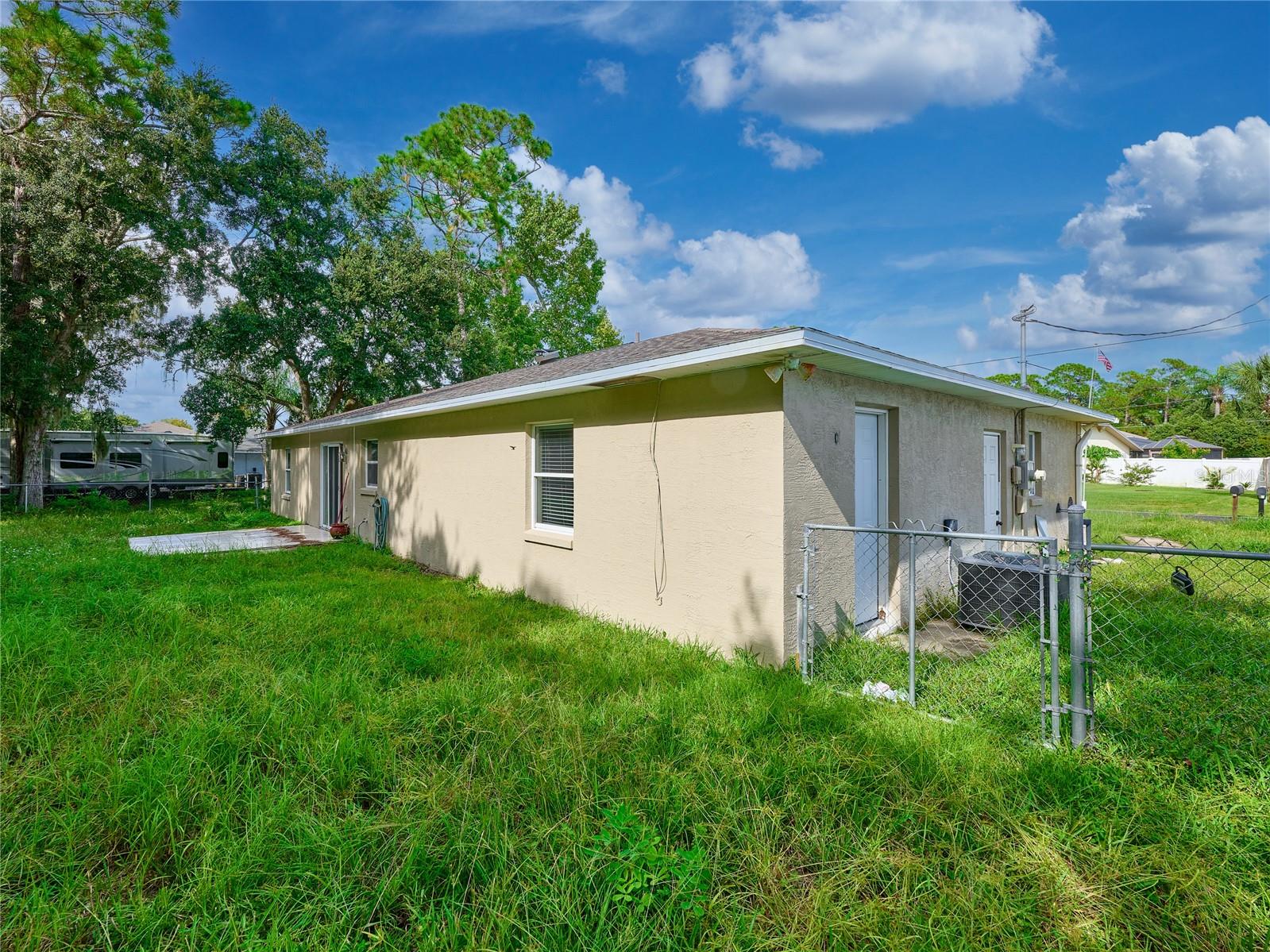 Image 37 of 43 For 3106 Silver Palm Drive