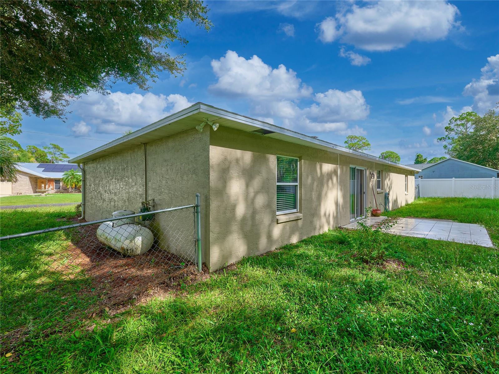 Image 38 of 43 For 3106 Silver Palm Drive