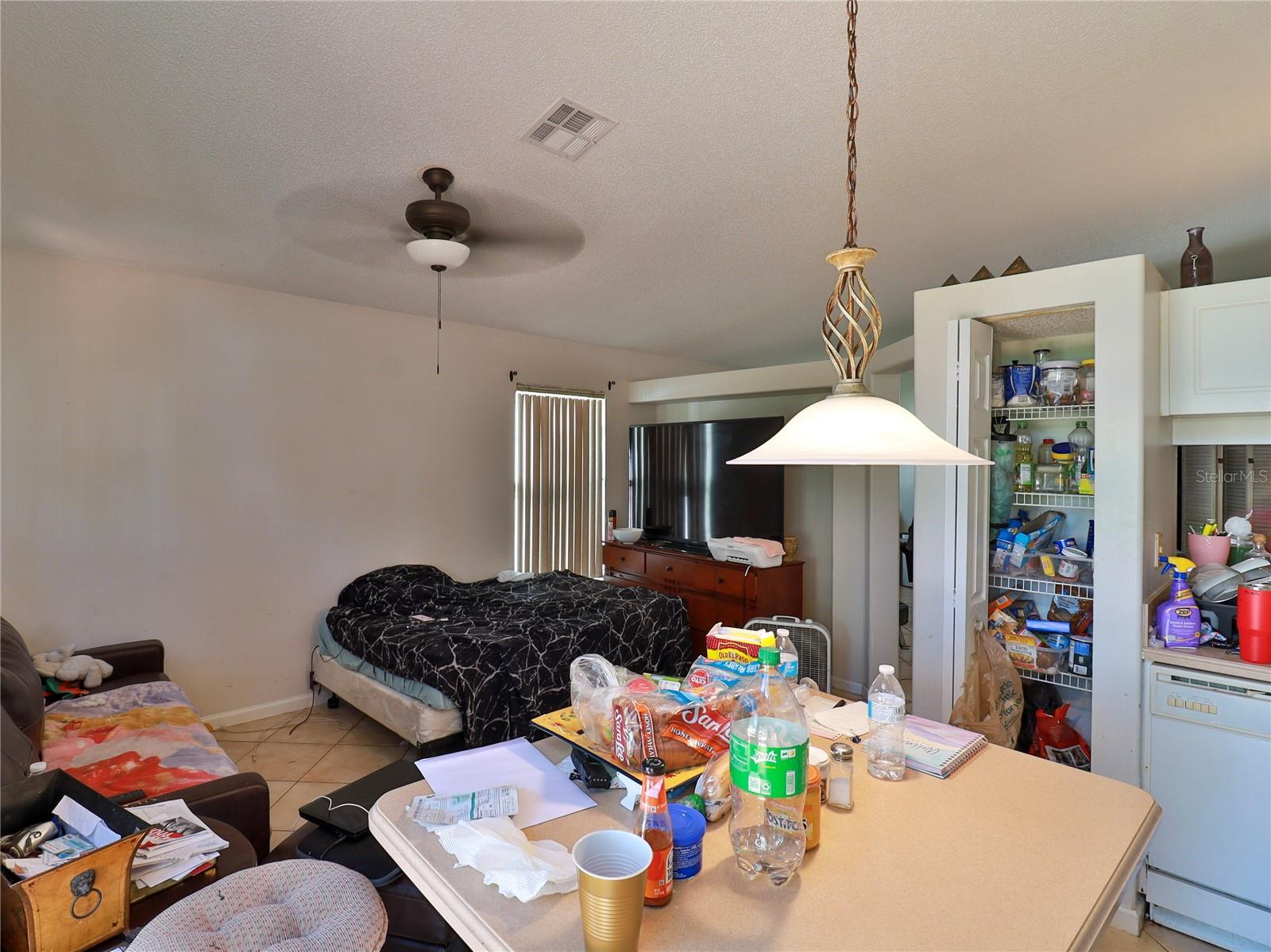 Image 15 of 39 For 5619 Kingsmill Court
