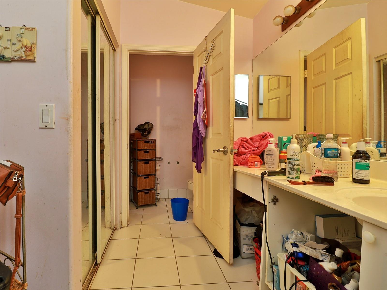 Image 6 of 39 For 5619 Kingsmill Court