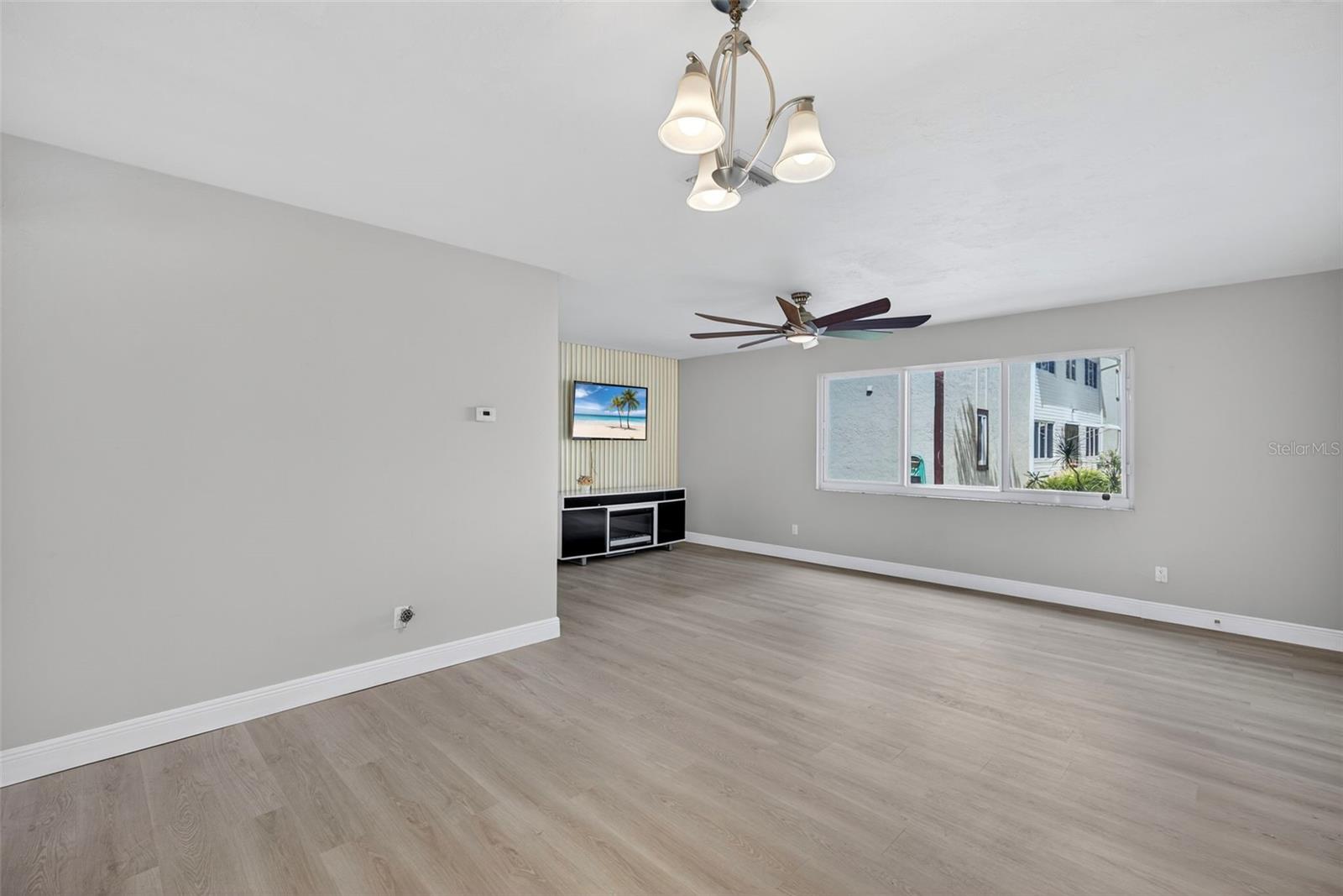 Image 16 of 32 For 22481 Westchester Boulevard A10