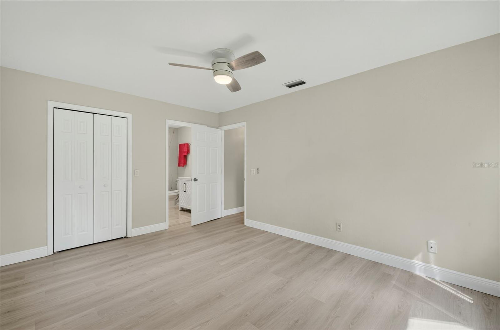 Image 21 of 32 For 22481 Westchester Boulevard A10