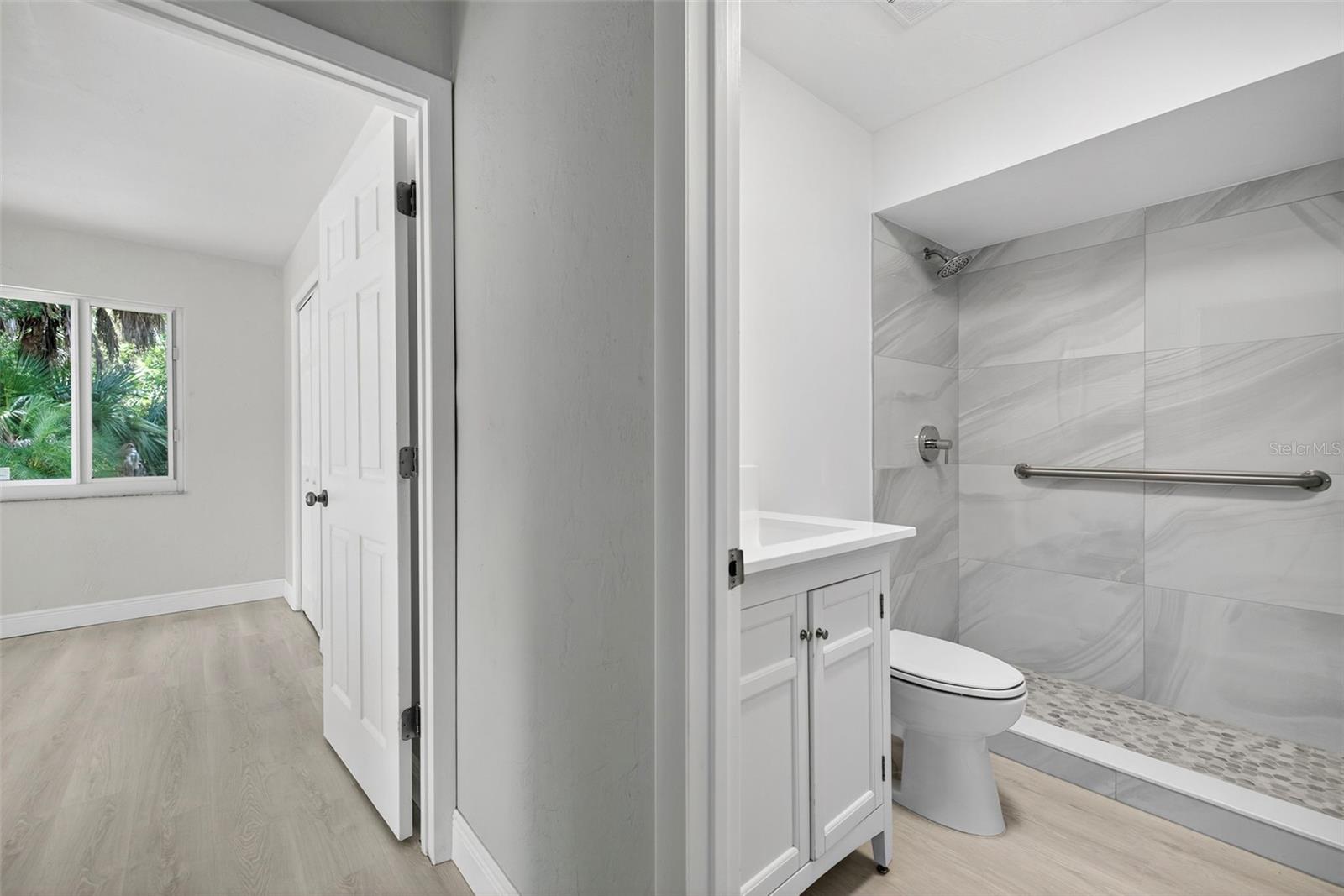 Image 29 of 32 For 22481 Westchester Boulevard A10