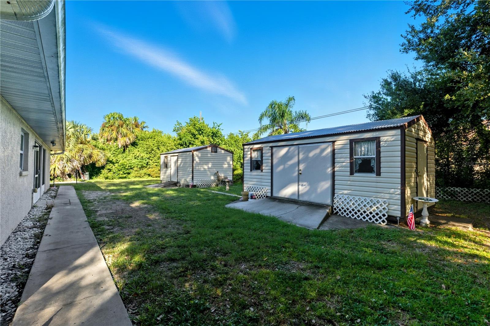 Image 13 of 16 For 1108 Salina Avenue