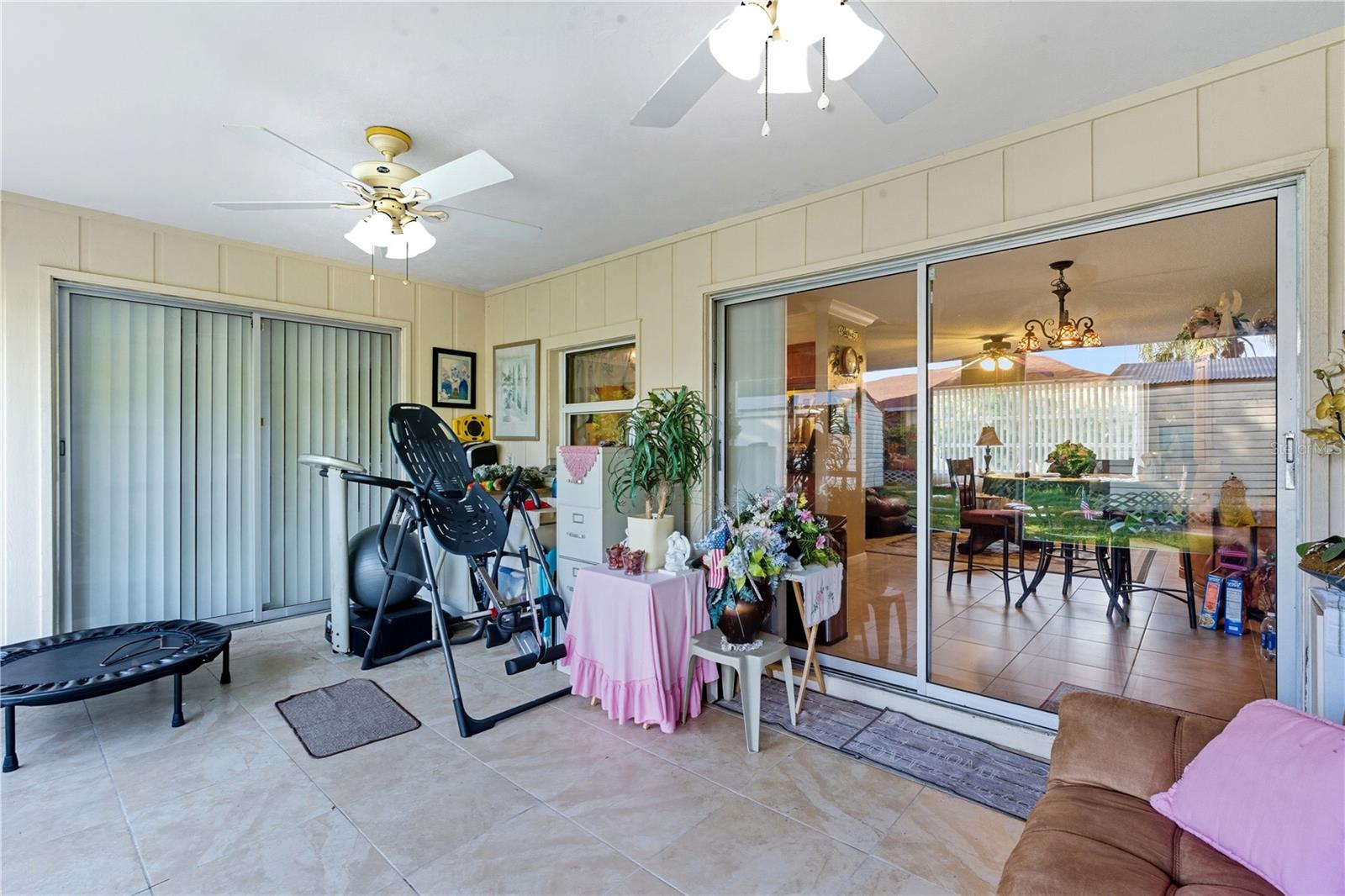 Image 9 of 16 For 1108 Salina Avenue