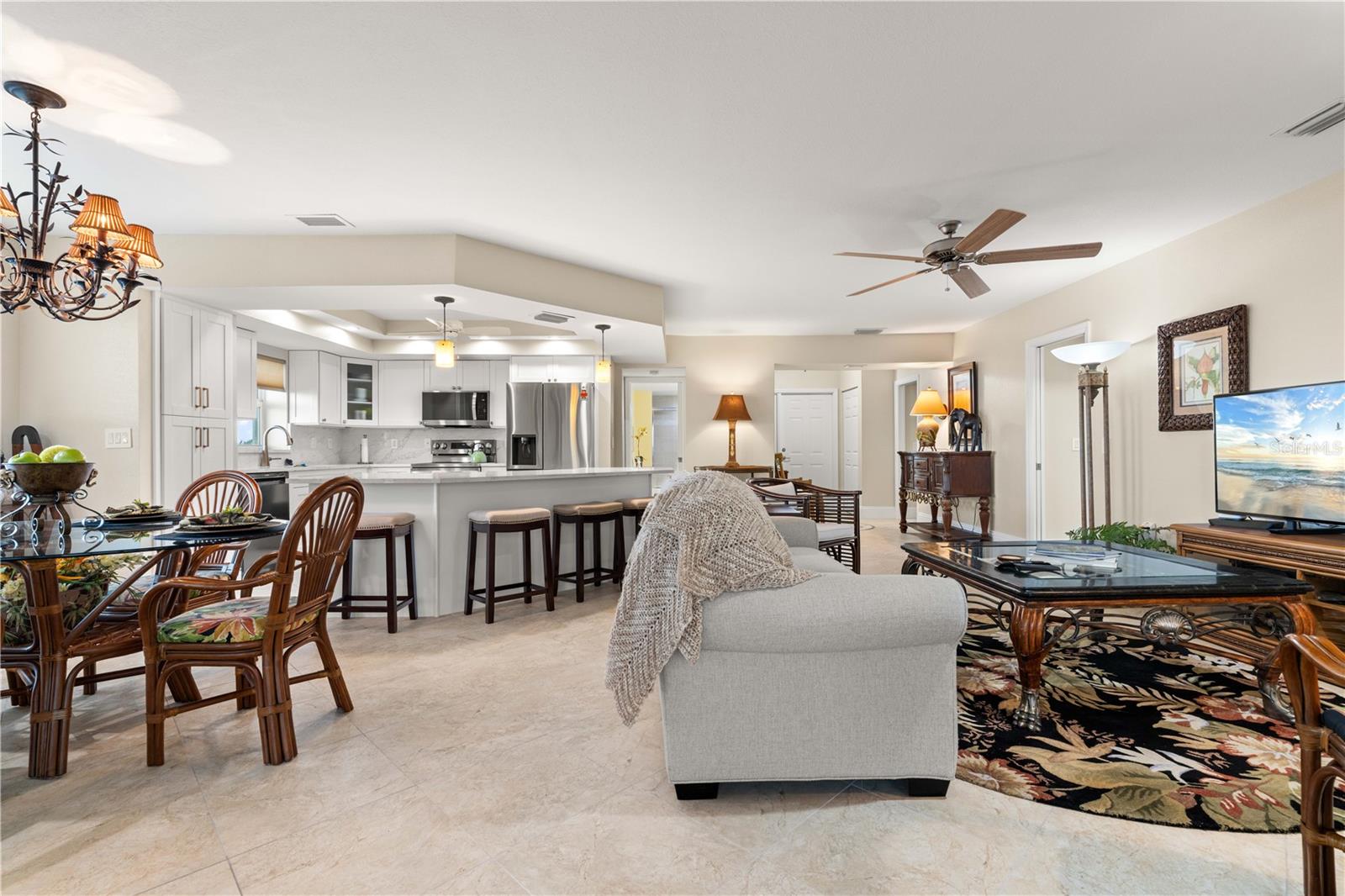 Image 3 of 59 For 101 Marion Court 235
