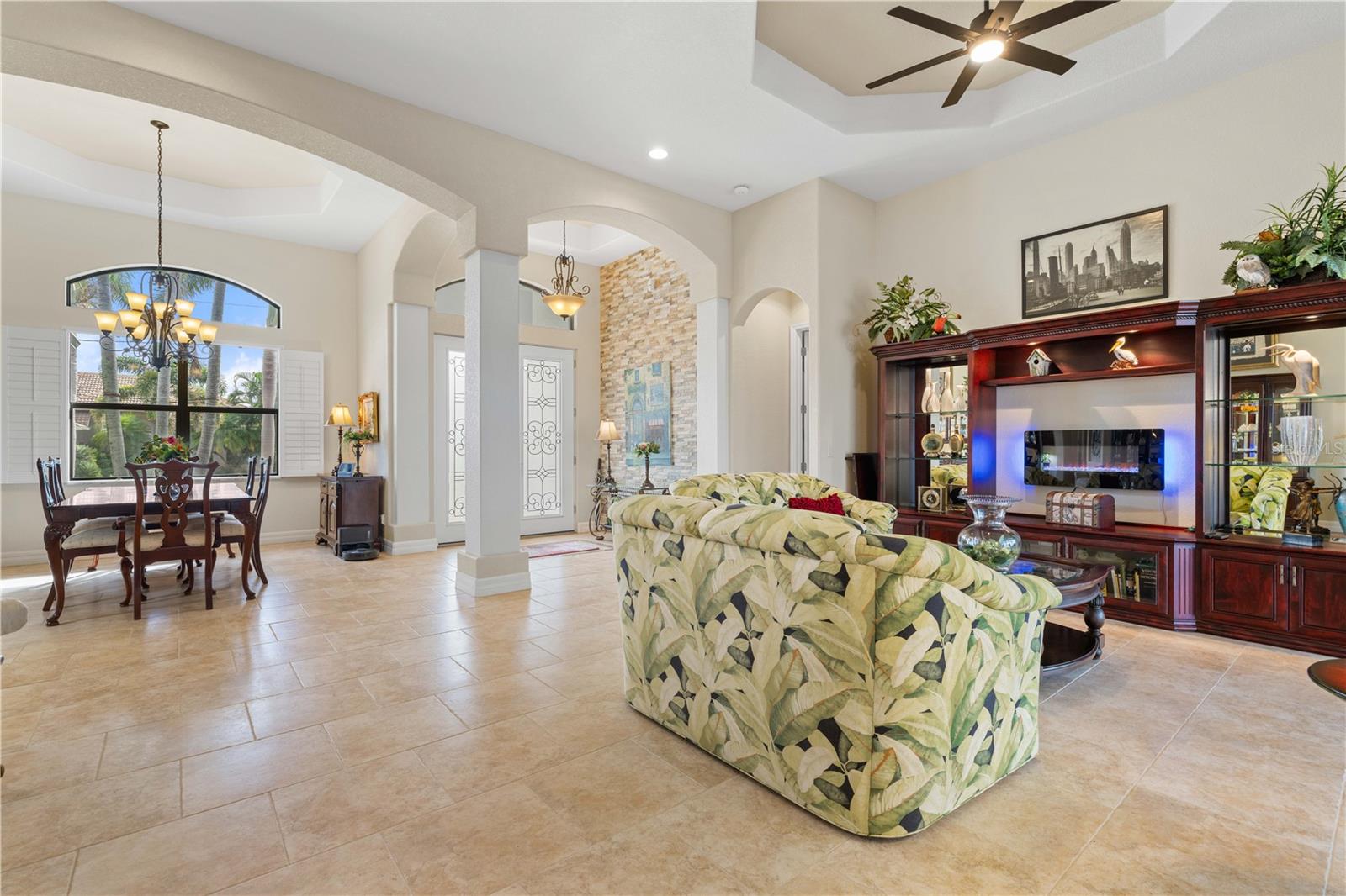 Image 19 of 65 For 3615 Towhee Court