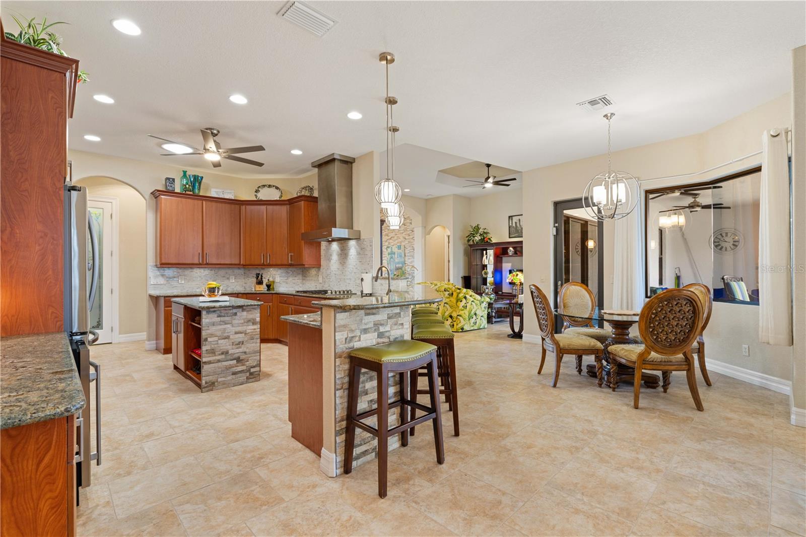 Image 28 of 65 For 3615 Towhee Court