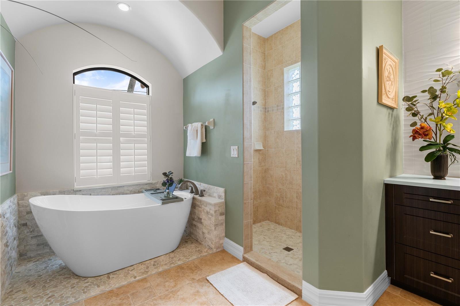 Image 42 of 65 For 3615 Towhee Court