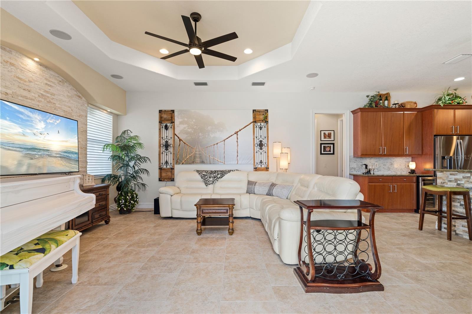 Image 5 of 65 For 3615 Towhee Court