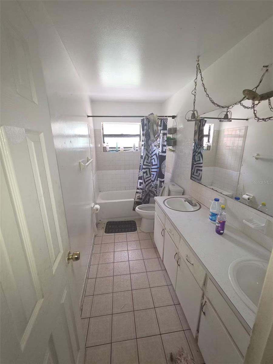 Image 8 of 15 For 2629 Telstar Avenue