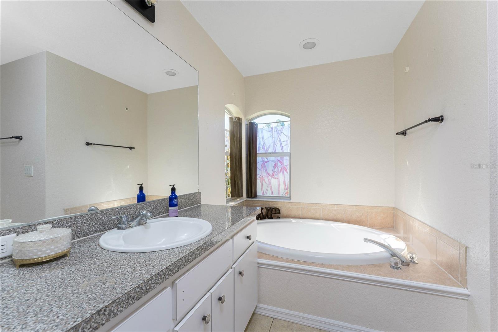 Image 29 of 59 For 4751 Alibi Terrace