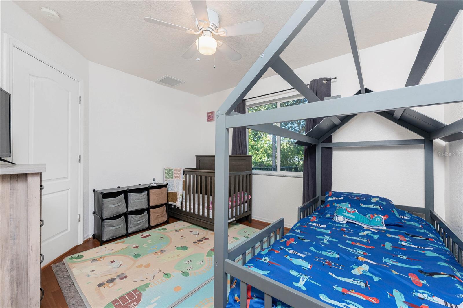 Image 32 of 59 For 4751 Alibi Terrace