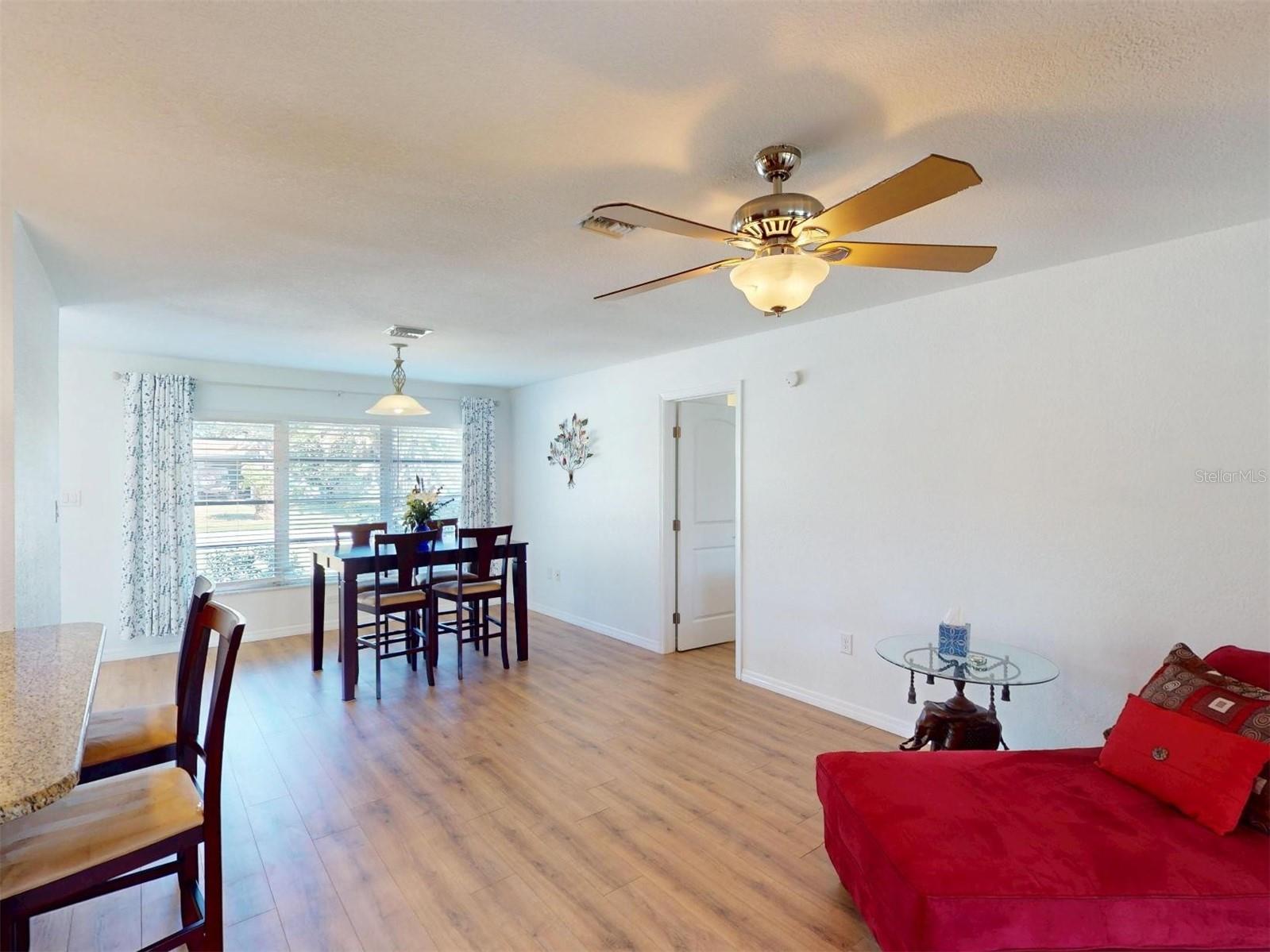 Listing photo id 18 for 18393 Hottelet Circle