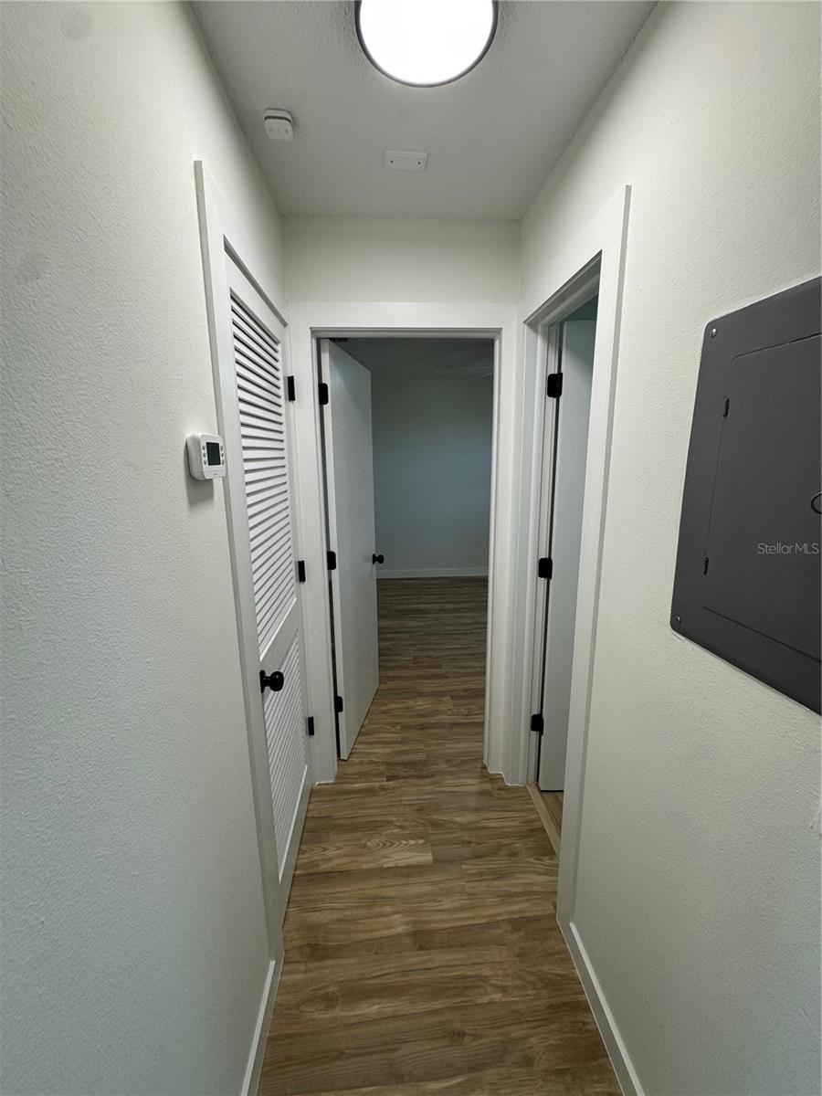 Image 12 of 21 For 500 Via Tripoli  3