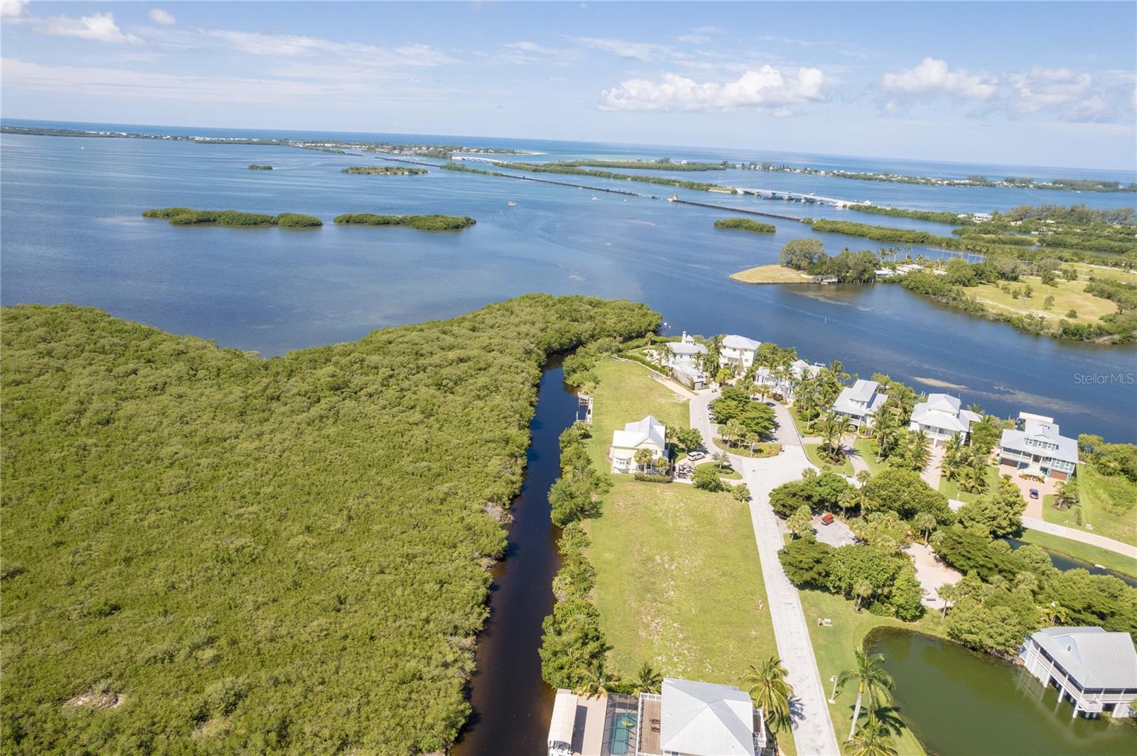 Image 8 of 23 For 13230 Anglers Way