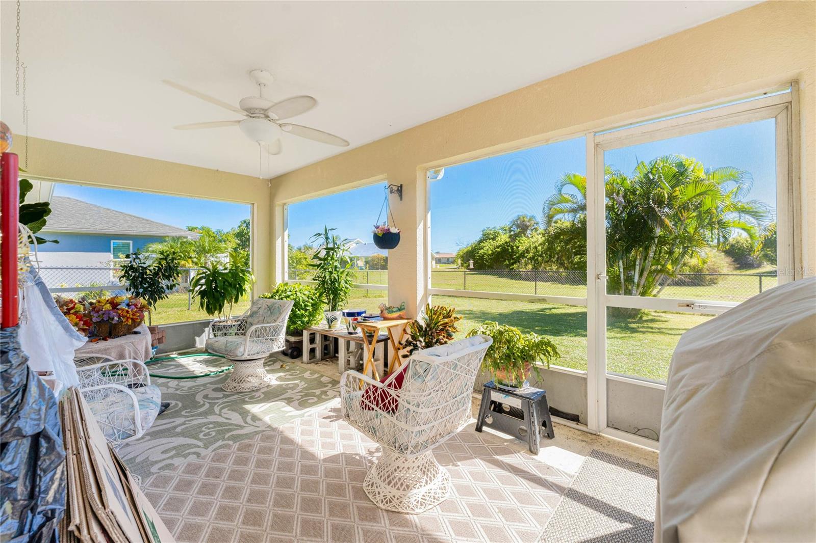 Image 34 of 51 For 25558 Aysen Drive