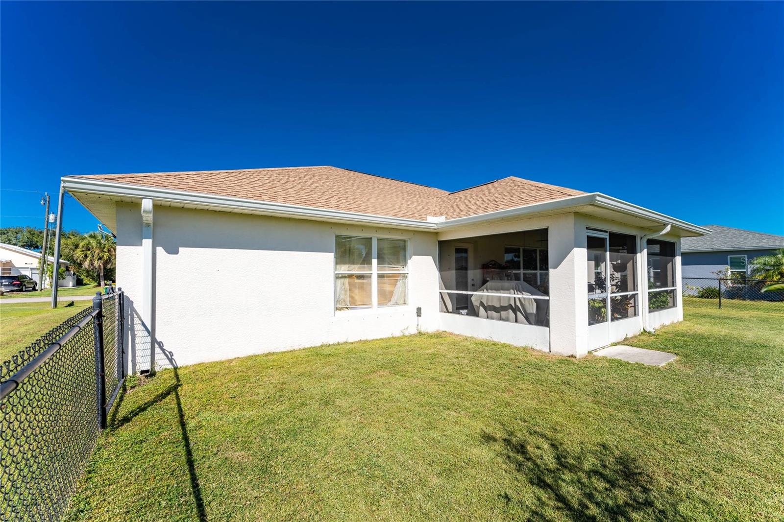 Image 39 of 51 For 25558 Aysen Drive