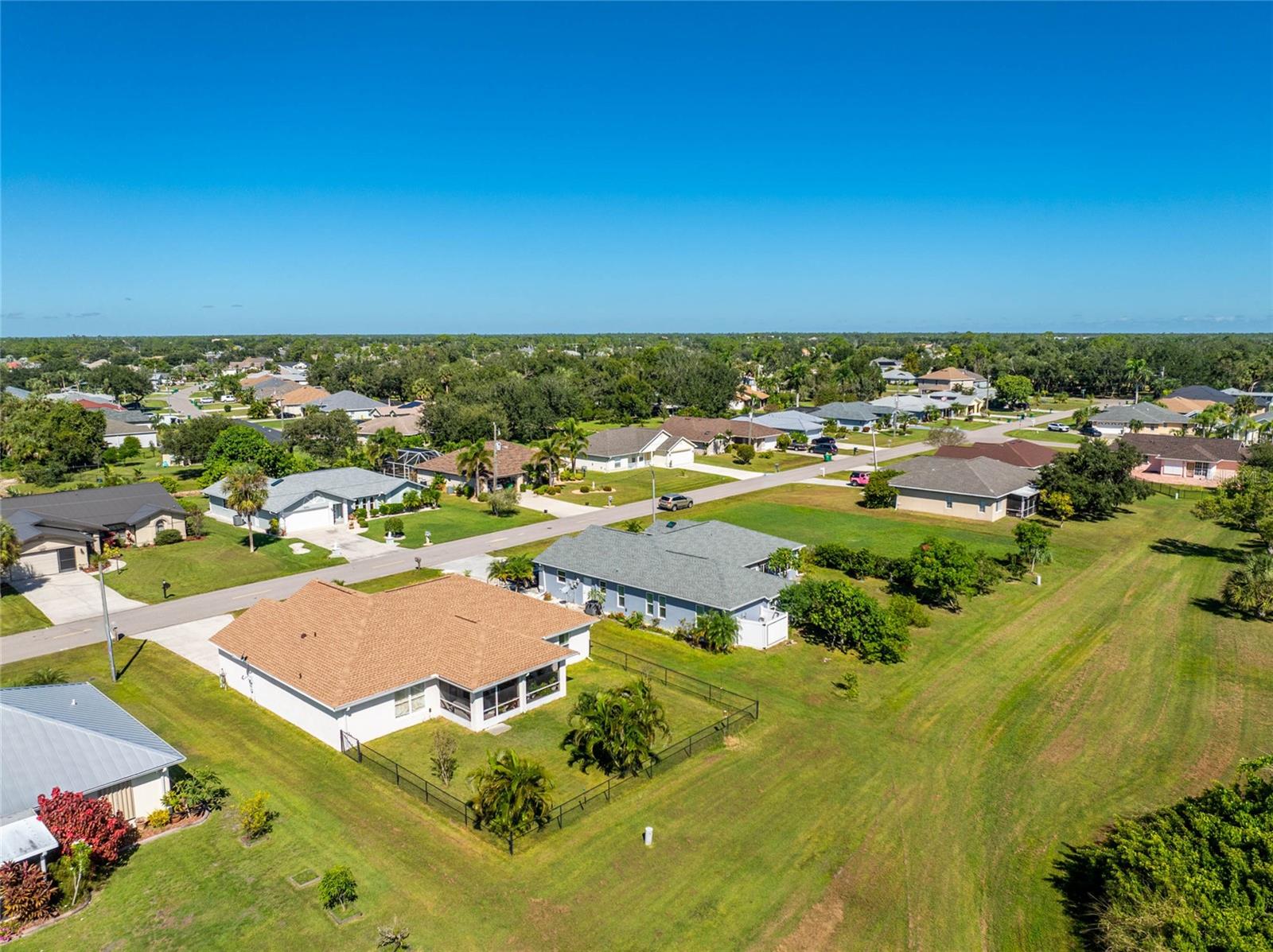 Image 43 of 51 For 25558 Aysen Drive