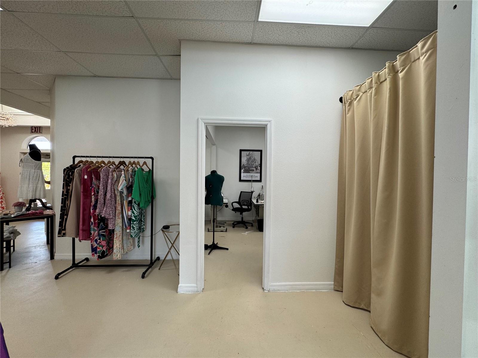 Image 14 of 18 For 24901 Sandhill Boulevard 10