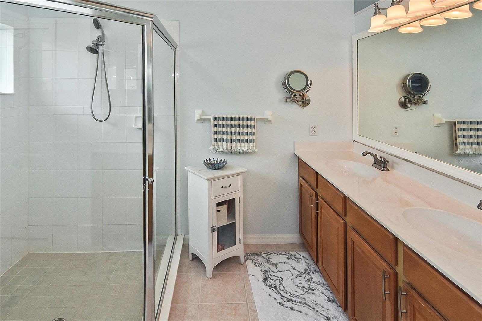 Image 16 of 34 For 2153 Boxwood Street