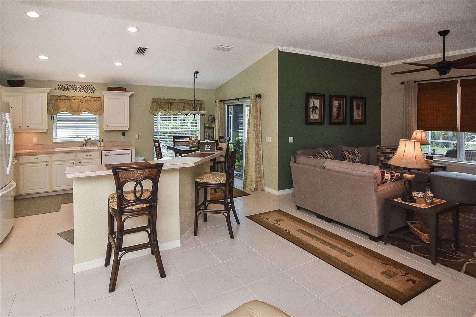 Image 5 of 34 For 2153 Boxwood Street