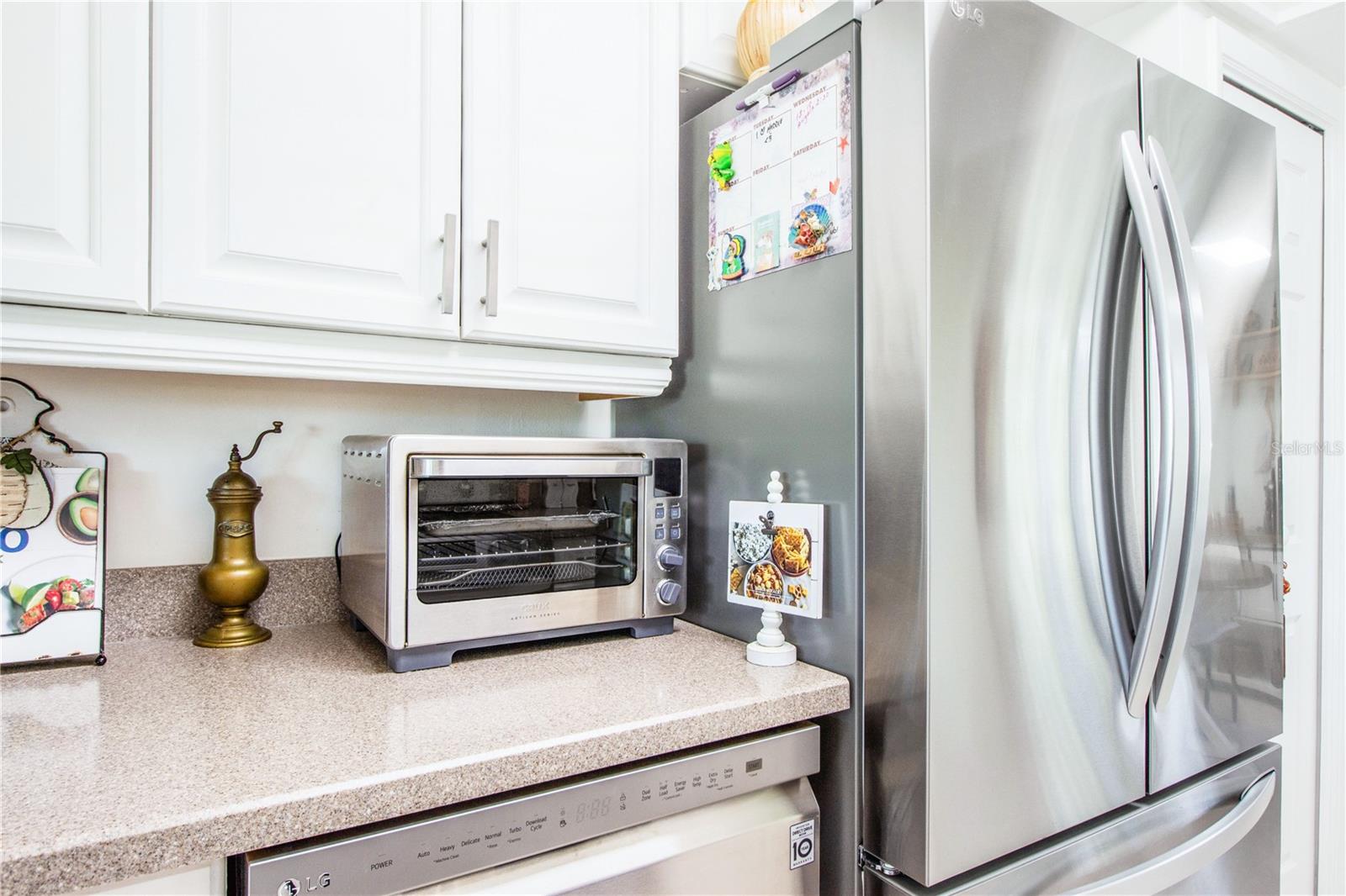 Image 20 of 52 For 122 Annapolis Lane