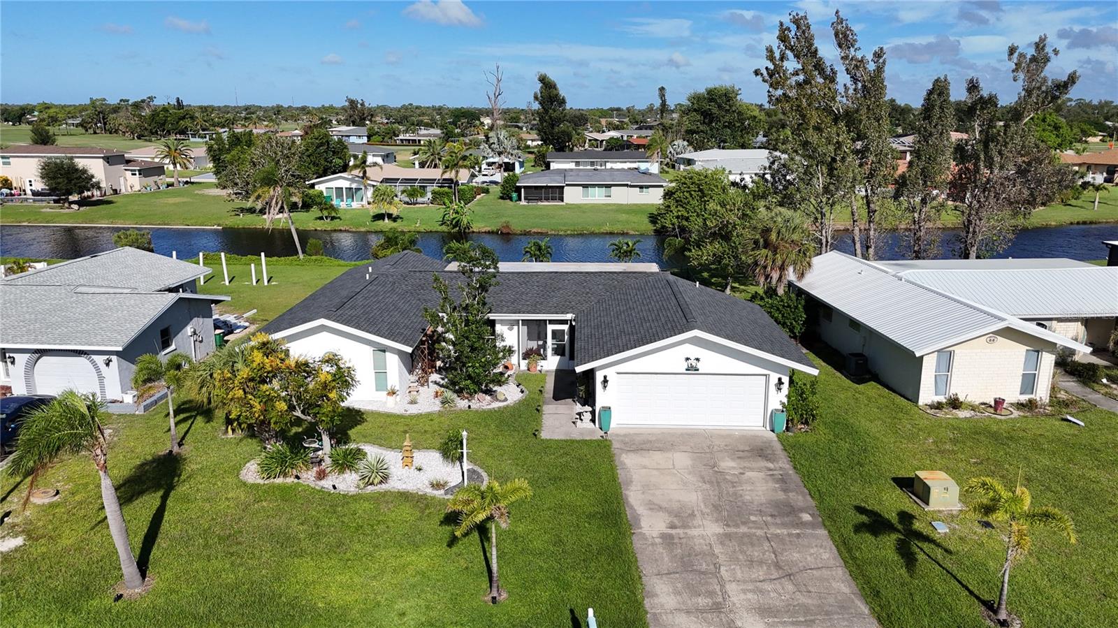 Image 4 of 52 For 122 Annapolis Lane