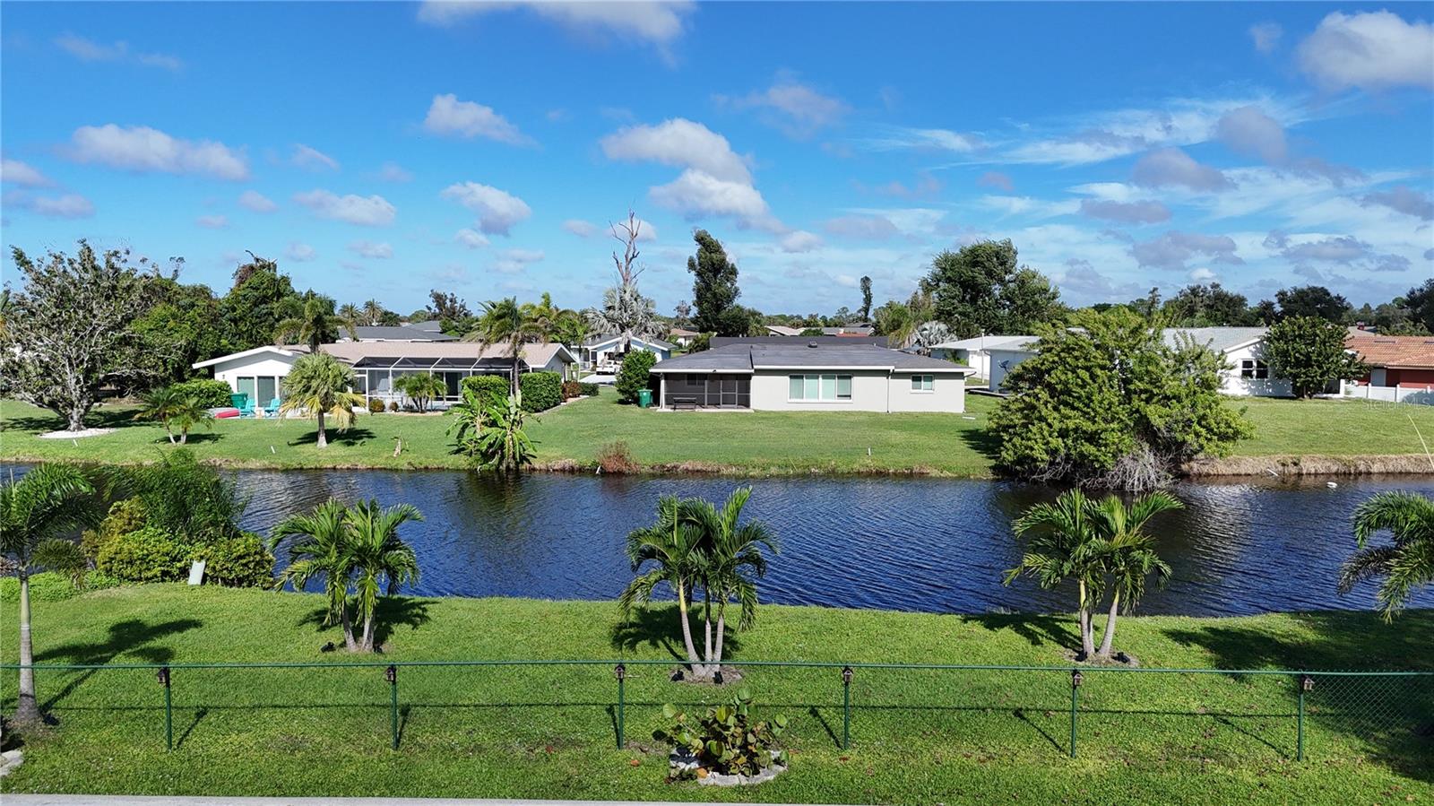 Image 40 of 52 For 122 Annapolis Lane