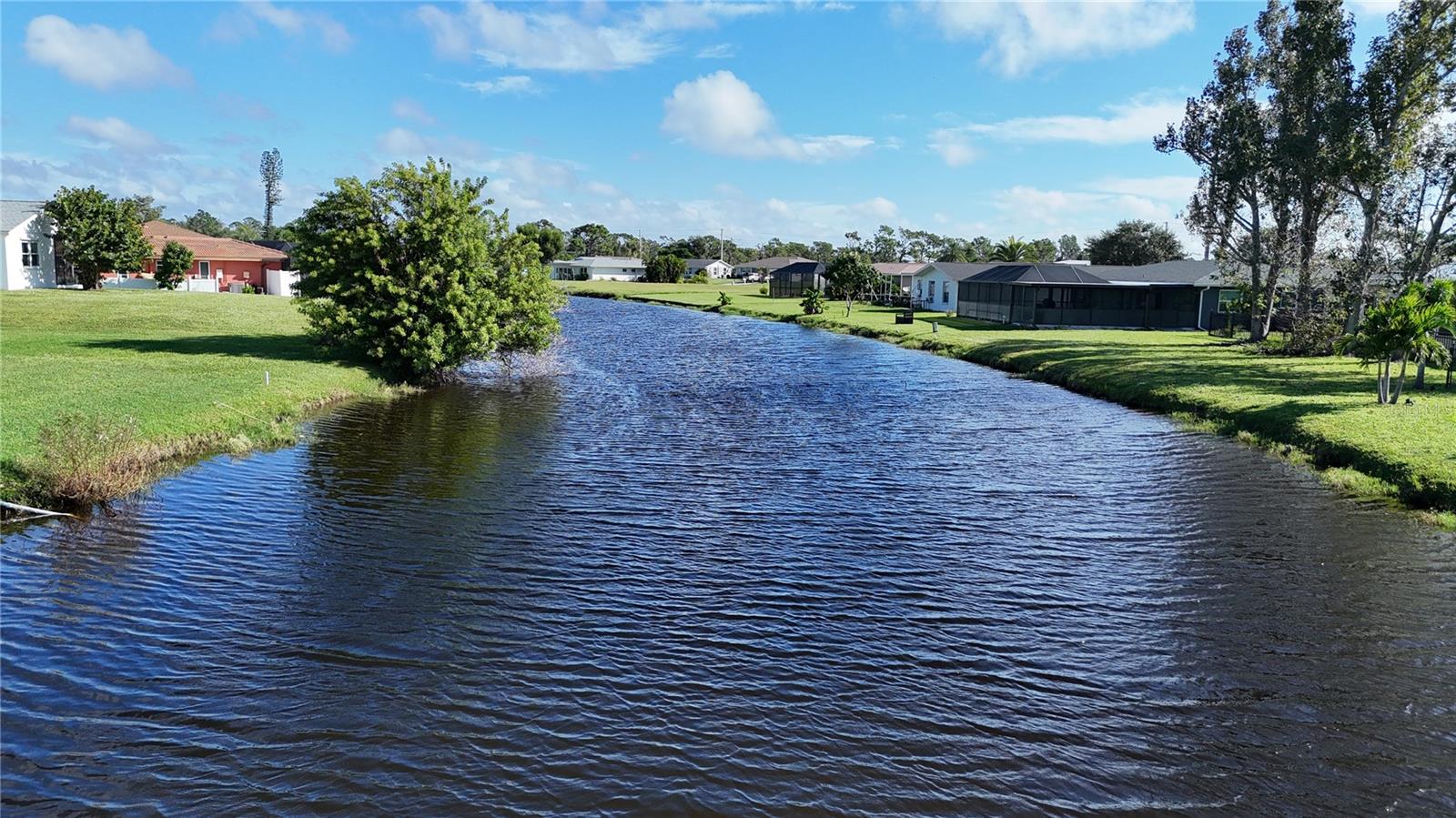 Image 42 of 52 For 122 Annapolis Lane