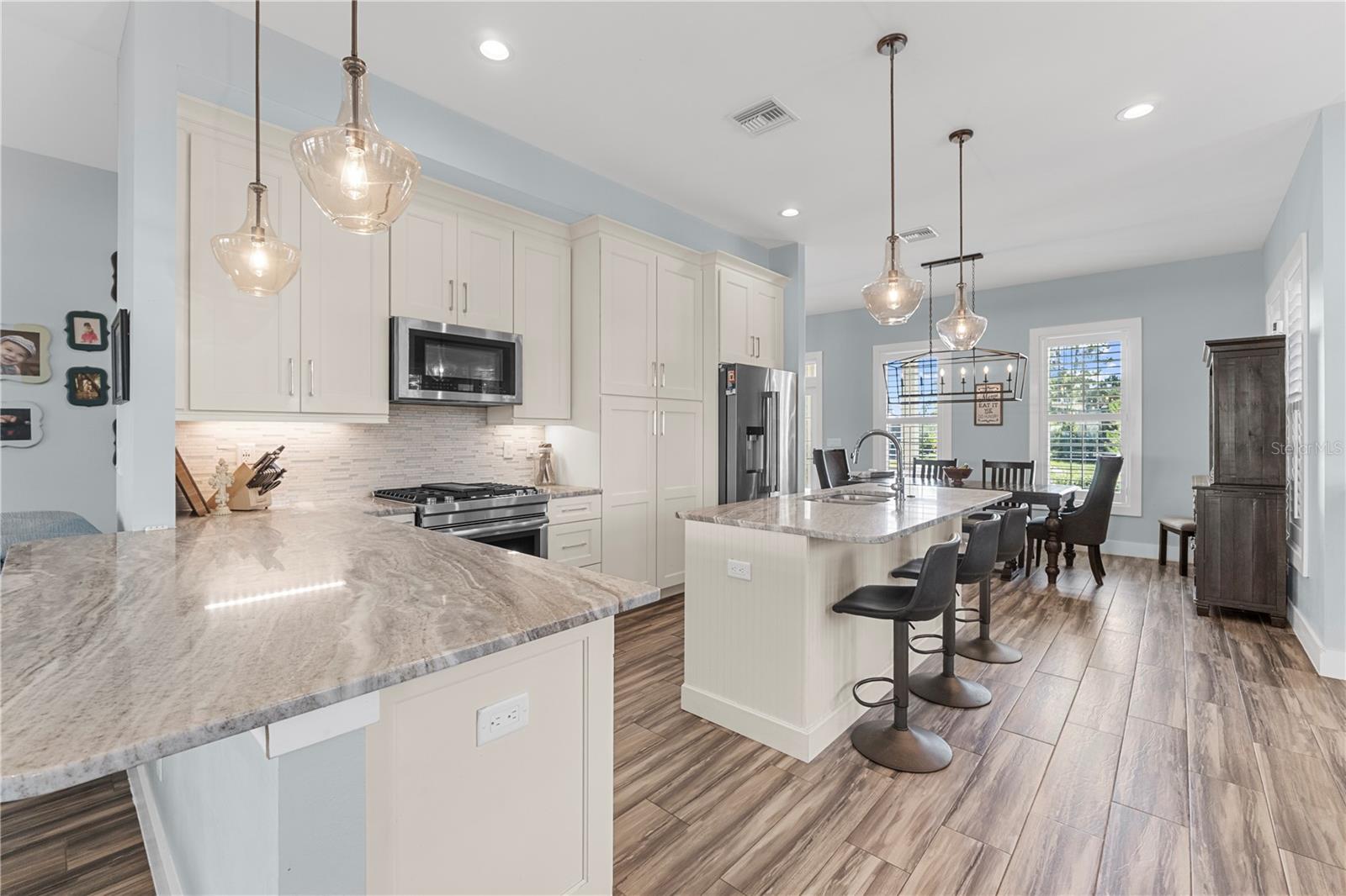 Image 10 of 86 For 42138 Lake Timber Drive