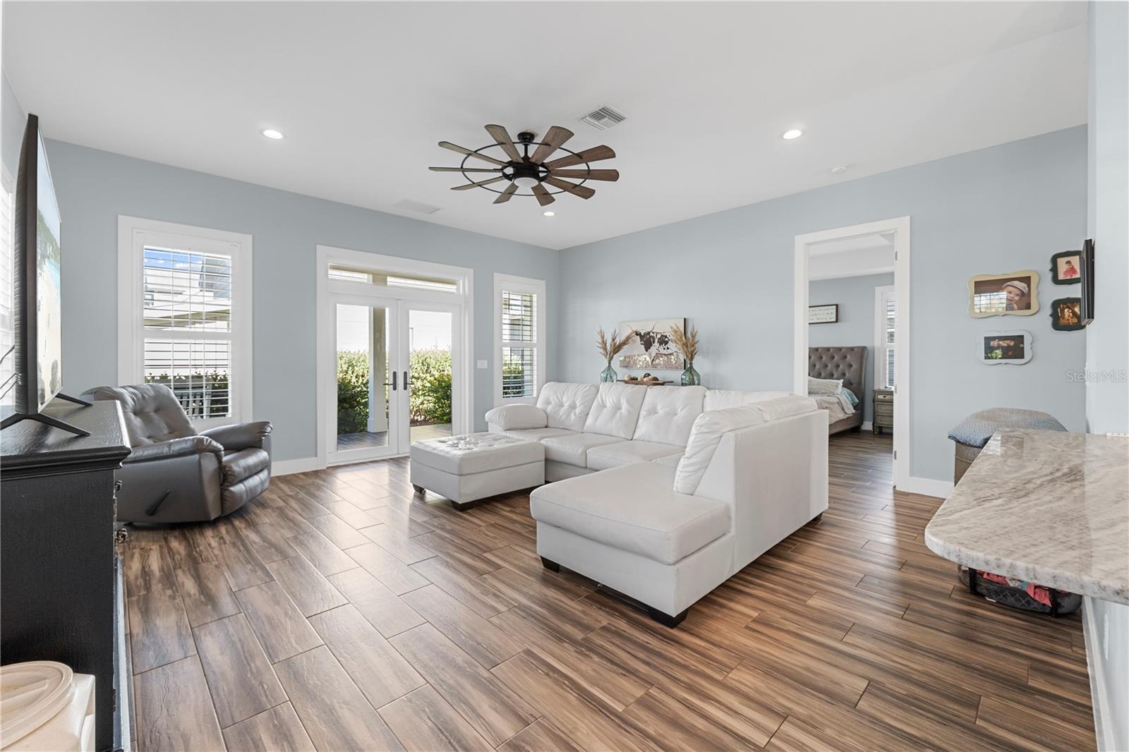 Image 14 of 86 For 42138 Lake Timber Drive