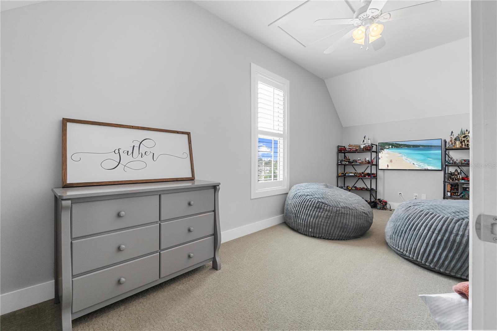 Image 21 of 86 For 42138 Lake Timber Drive