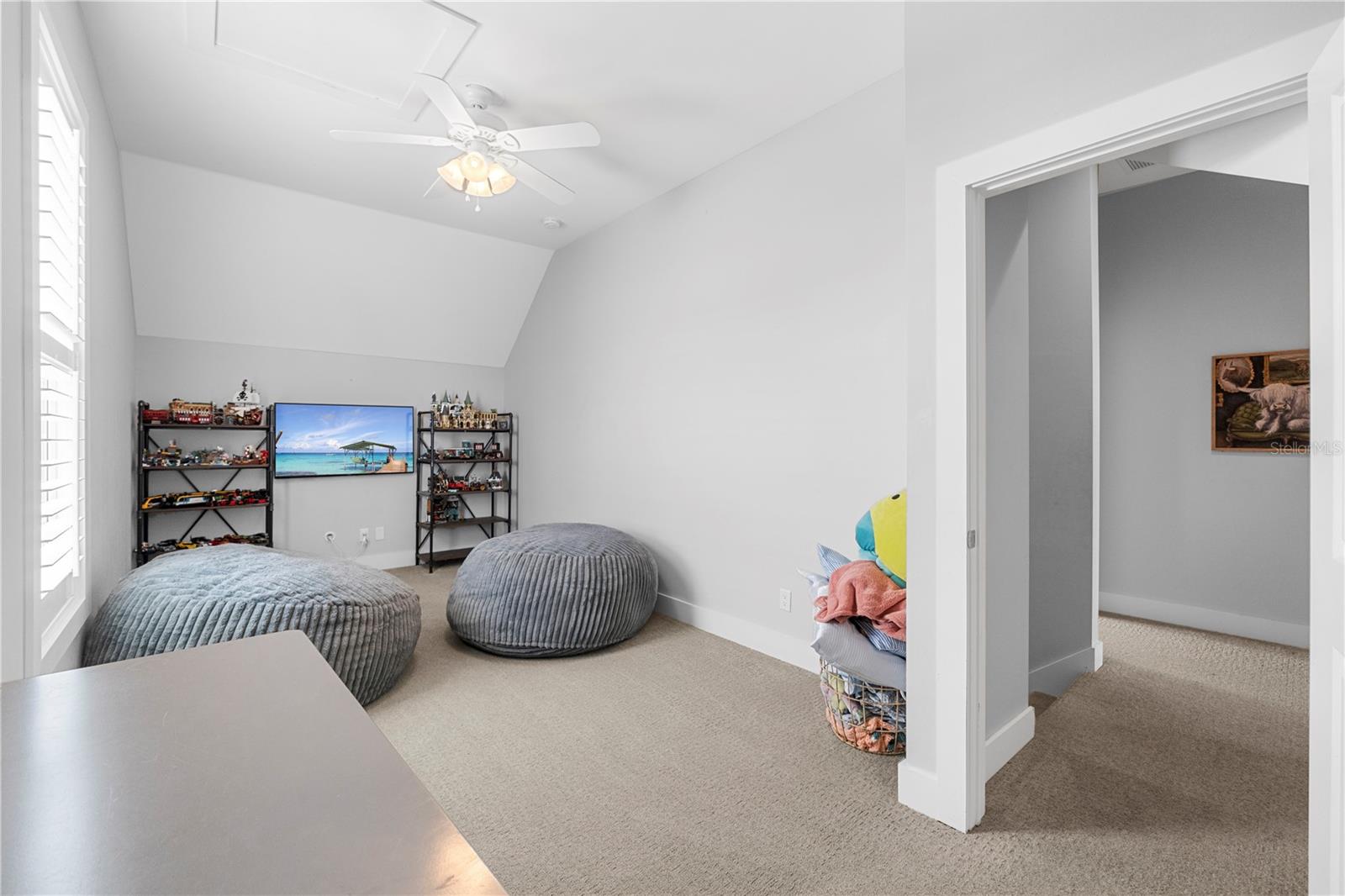Image 22 of 86 For 42138 Lake Timber Drive